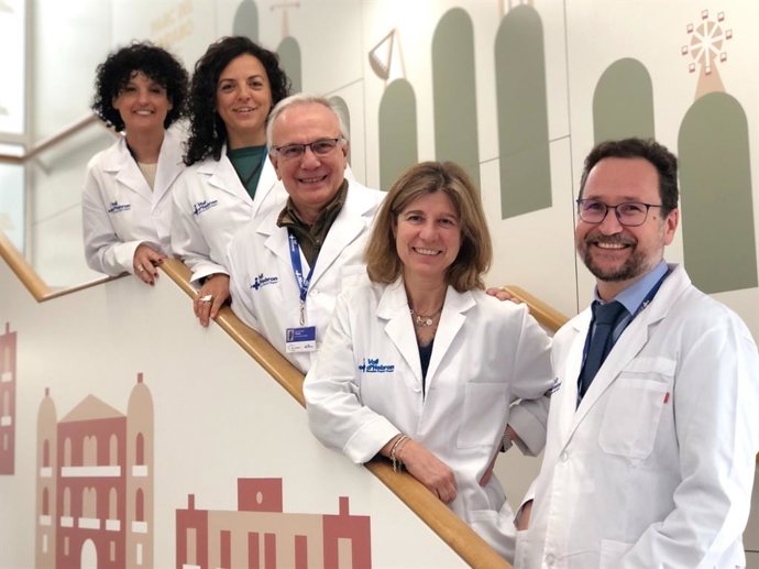 Imagen de los profesionales de la consulta de oncogenética pediátrica del Hospital Vall d'Hebron de Barcelona