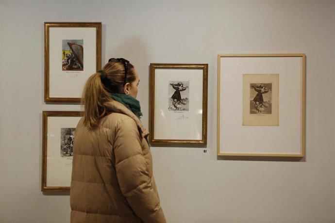 Los 'Caprichos' de Dalí dialogan con los de Goya en una exposición en la sala Ignacio Zuloaga en Fuendetodos