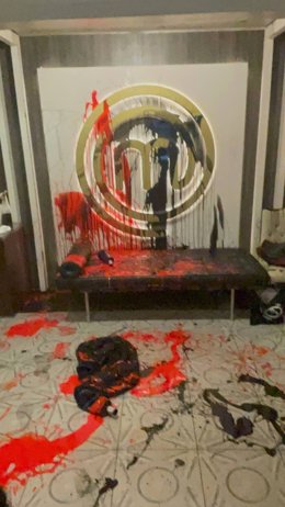 Futuro Vegetal irrumpe en el restaurante de Masterchef para protestar contra el sistema alimentario, exigir el fin de las subvenciones a la ganadería y reclamar una dieta basada en plantas.