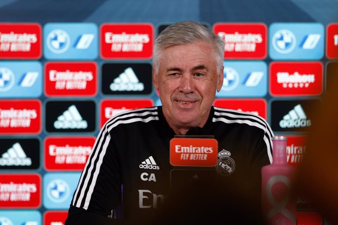 Archivo - Carlo Ancelotti, head coach of Real Madrid, attends his press conference after the training session before the spanish league, La Liga Santander, football match to play against FC Barcelona at Ciudad Deportiva Real Madrid on October 15, 2022, 