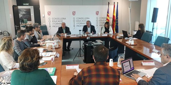 Reunión de la Mesa Sectorial de Educación.