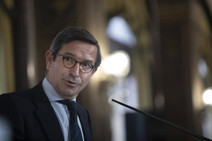 El consejero de Política Industrial y Energía, Jorge Paradela