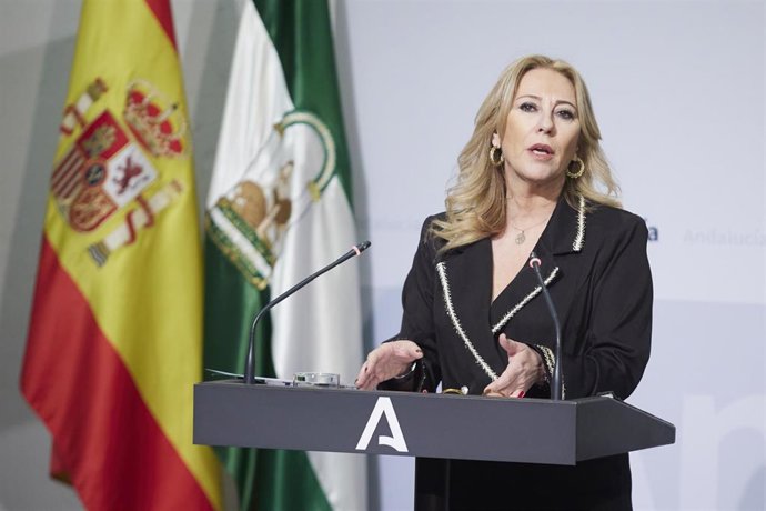 La consejera de Economía, Carolina España, esta martes en la rueda de prensa tras el Consejo de Gobierno.