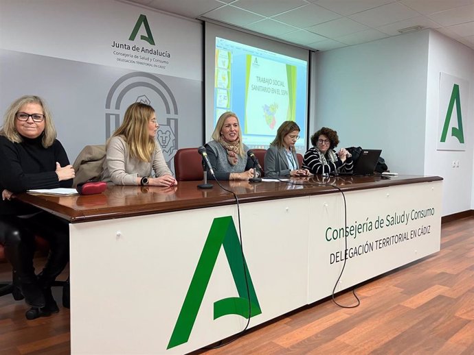 Diez estudiantes de Trabajo Social de la UCA harán prácticas en seis centros sanitarios de la provincia de Cádiz