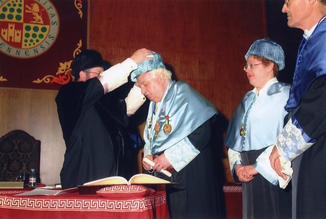 Archivo - Acto de investidura de Pedro Martínez como Doctor Honoris Causa de la UJA, celebrado en 2003