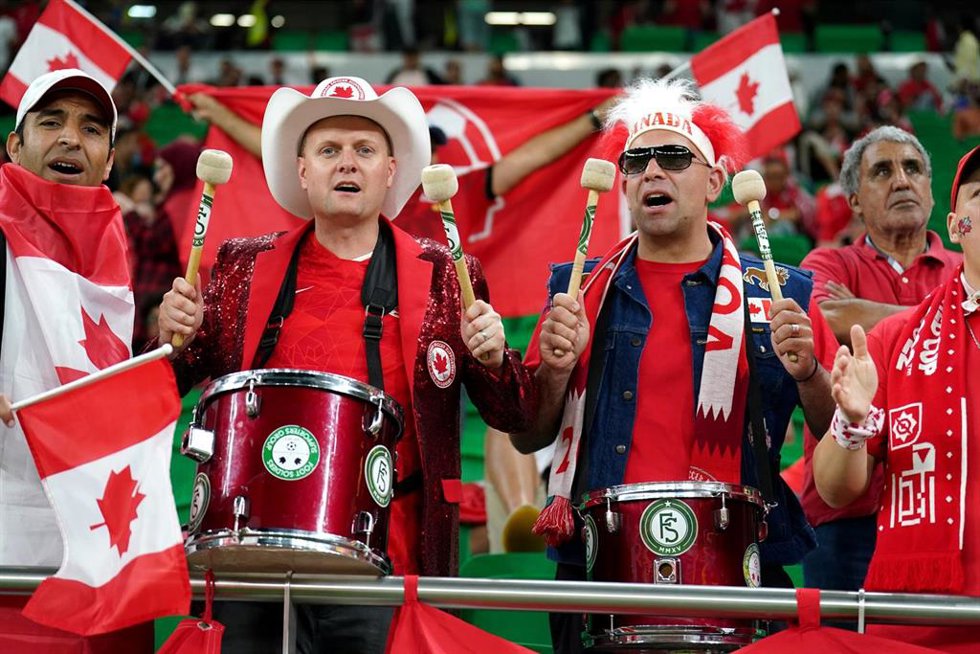 Archivo - Aficionados de la selección canadiense durante el Mundial de Catar de 2022