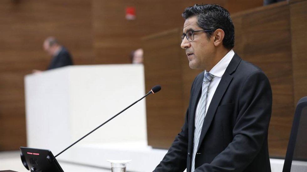 El ministro de Hacienda de Costa Rica, Nogui Acosta