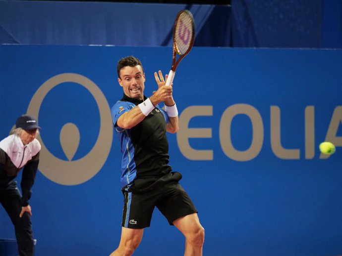 Roberto Bautista-Agut (SPA) in action against Arthur Fils (FRA) during the Open Sud de France 2023, ATP 250 tennis tournament on February 8, 2023 at Sud de France Arena in Pérols near Montpellier, France - Photo Patrick Cannaux / DPPI