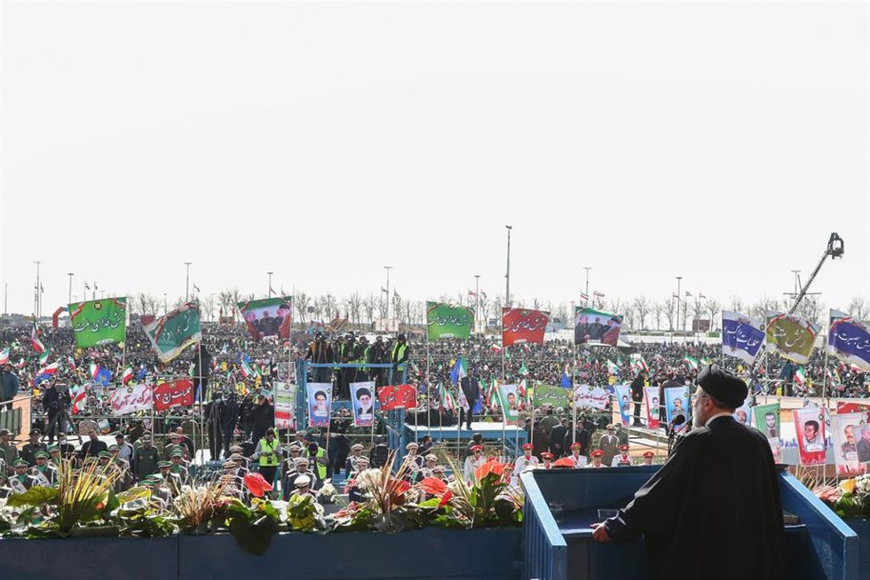 El presidente iraní, Ebrahim Raisi, asiste a un acto conmemorativo del 44 aniversario de la Revolución Islámica de 1979 en Teherán