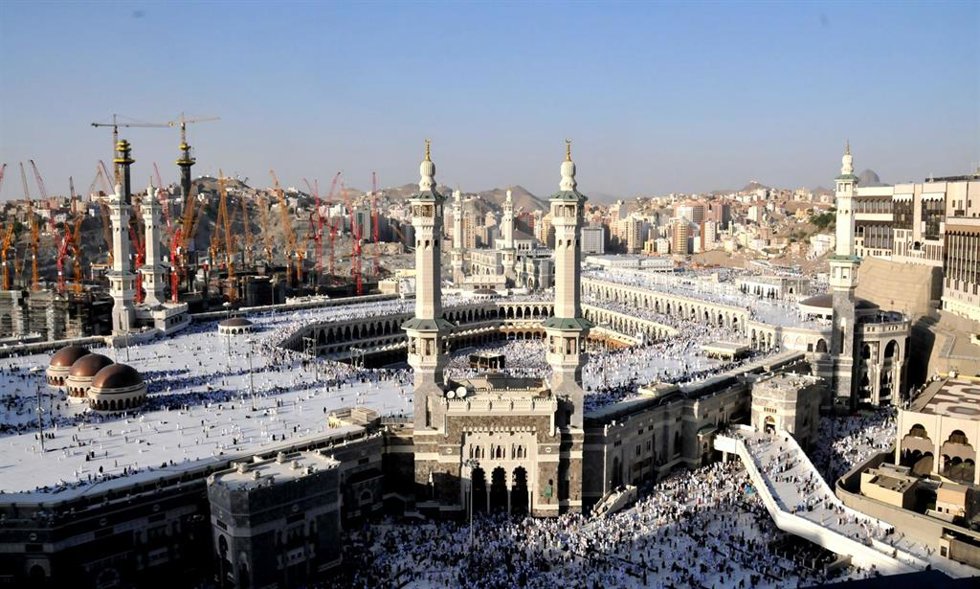 Archivo - Vista general de la Gran Mezquita de La Meca, en Arabia Saudí