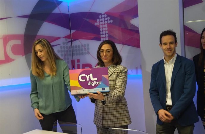 La consejera de Movilidad y Transformación Digital, María González