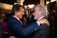 "Le has salvado el culo a Hollywood": Spielberg felicita a Tom Cruise por Top Gun: Maverick