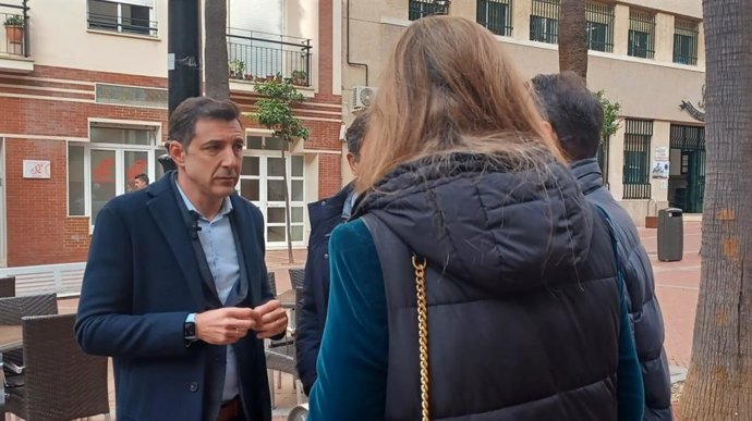 El senador por el PSOE de Huelva Jesús González.