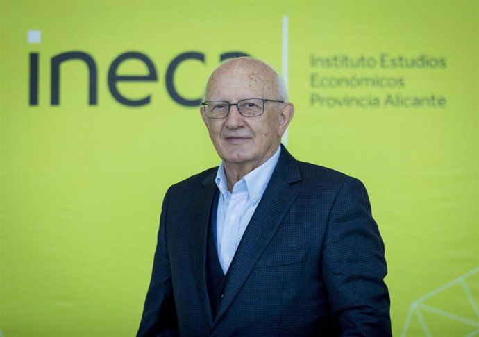 Archivo - Muere Joaquín Rocamora, fundador y presidente de honor de INECA.