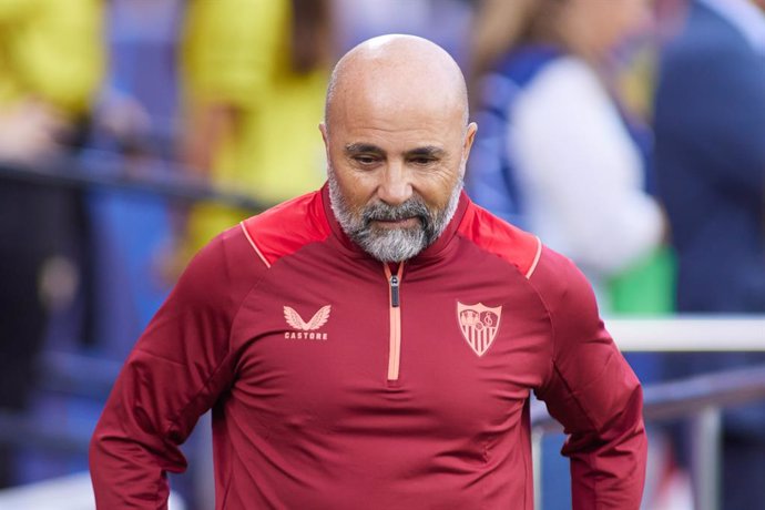 Archivo - Jorge Sampaoli, head coach of Sevilla FC, looks on during the UEFA Champions League, Group  G, match between Sevilla FC and FC Copenhague at Estadio Ramon Sanchez Pizjuan on October 25, 2022 in Sevilla, Spain.