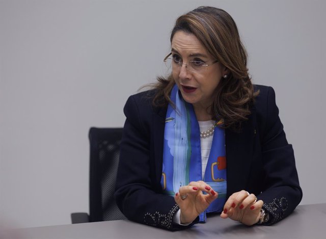 La Secretaria General de la Organización Iberoamericana de Seguridad Social, Gina Magnolia Riaño, en la firma de un contrato con Europa Press, a 1 de febrero de 2023, en Madrid (España).