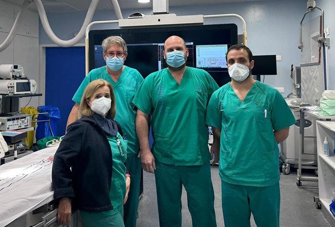 Parte del equipo de la Unidad de Estudio Electrofisiológico del Hospital Universitario Nuestra Señora de Candelaria