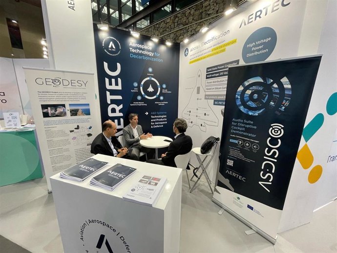 Estand de la compañía internacional Aertec en el Foro Transfiere.