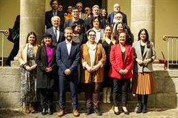 Foto de familia tras la aprobación de la Ley del Sistema Público de Cultura de Canarias