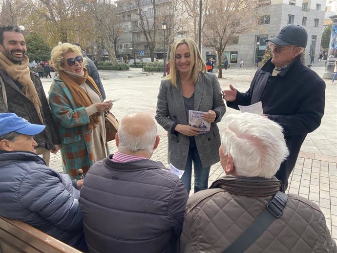 Marifrán Carazo presenta su campaña informativa como candidata del PP a la alcaldía de Granada