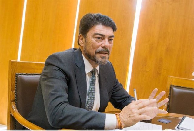Archivo - Luis Barcala, alcalde de Alicante