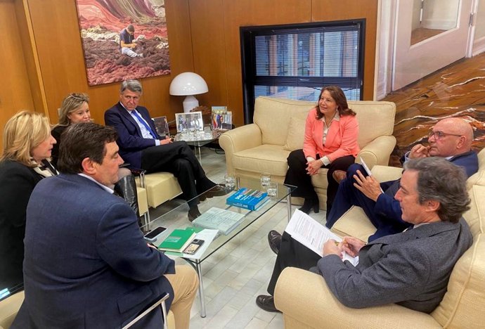 Np Consejería De Agricultura, Pesca, Agua Y Desarrollo Rural (Junta Y Cooperativas Agro Alimentarias Acuerdan Alegaciones Al Pepac Necesarias Para Andalucía)