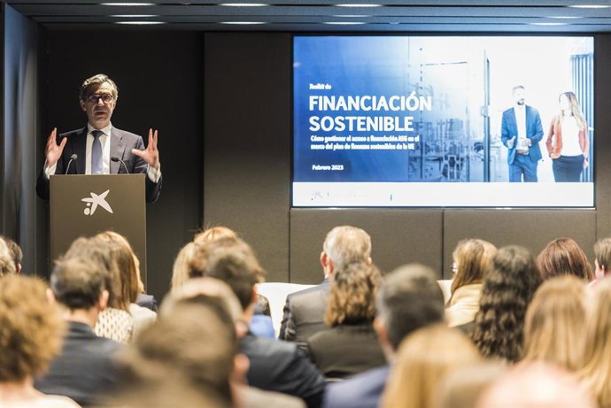 Archivo - El director de sostenibilidad de CaixaBank, Eugenio Solla, ha cerrado las jornadas de presentación del Toolkit de financiación sostenible.