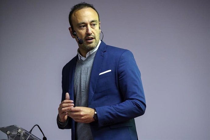 El candidato regionalista a la Alcaldía de Torrelavega, Javier López Estrada