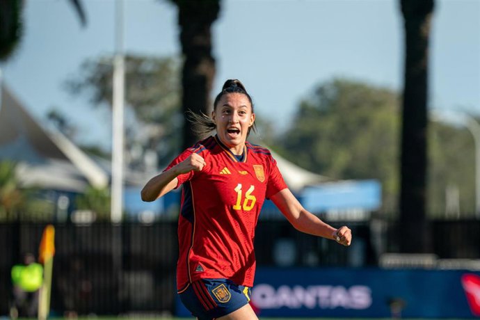 Fiamma Benítez celebra su gol en el amistoso entre la selección española y Jamaica de la Copa de Naciones 2023