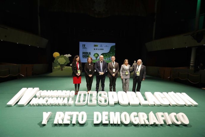 La vicepresidenta Tercera y ministra para la Transición Ecológica y el Reto Demográfico, Teresa Ribera en el IV Congreso de Despoblación