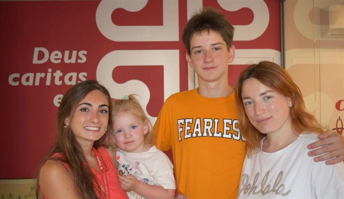 Regufiados ucranianos a los que ha ayudado Cáritas