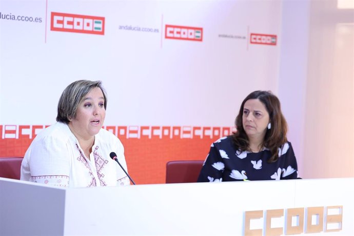 La Secretaria De La Mujer De CCOO De Andalucía, Patricia Laguna, Y De La Secretaria De Condiciones De Trabajo, Yolanda Carrasco.