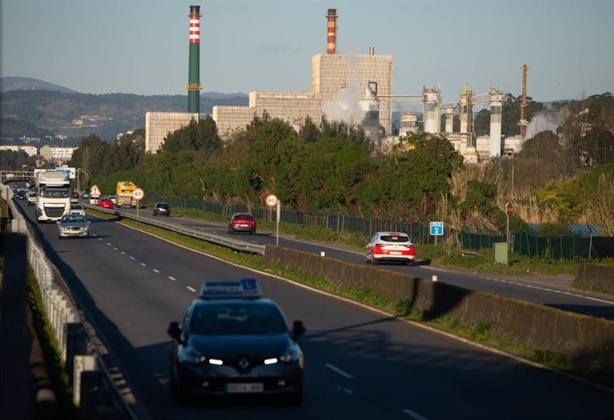 El complejo industrial de Ence en la Ría de Pontevedra, a 7 de febrero de 2023, en Pontevedra, Galicia (España). La sección quinta de la Sala de lo Contencioso-Administrativo del Tribunal Supremo ha estimado los recursos presentados por Ence y otras ent