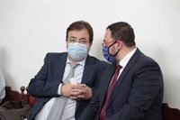 Vara proclama que hubiera preferido una coalición de Sánchez y Rivera, y Barbón aconseja a UP dar más imagen de Gobierno