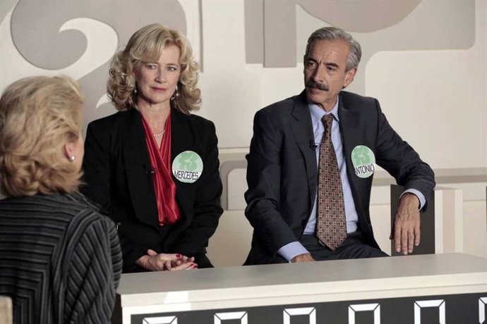 Archivo -     "Que cojáis el dinero si os lo ofrecen, por Dios", aconseja Herminia a Antonio y Mercedes antes de participar en uno de los espacios más famosos de la historia de TVE: 'Un, Dos, Tres, responda otra vez'