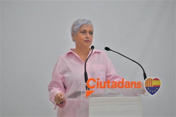 Archivo - La portavoz de Cs en Catalunya y diputada Anna Grau, en rueda de prensa.