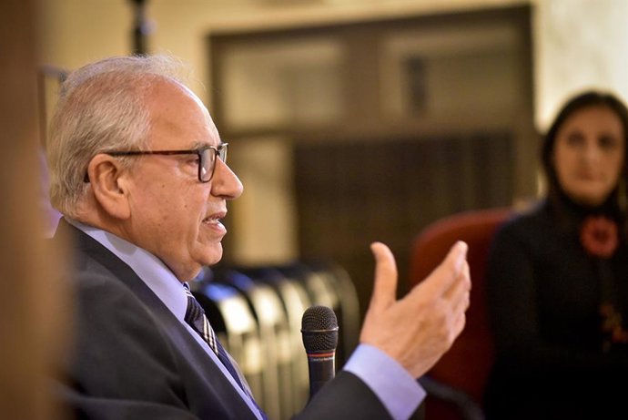 Alfonso Guerra en Villamanrique de la Condesa