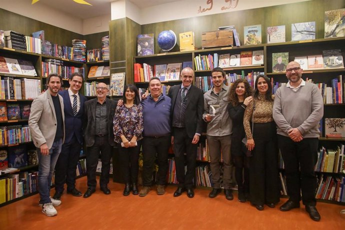 Acto de entrega del Premio Librería Cultural a Rayuela