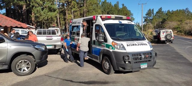 Trasladan refuerzos médicos por el accidente de autobús en la provincia de Chiriquí