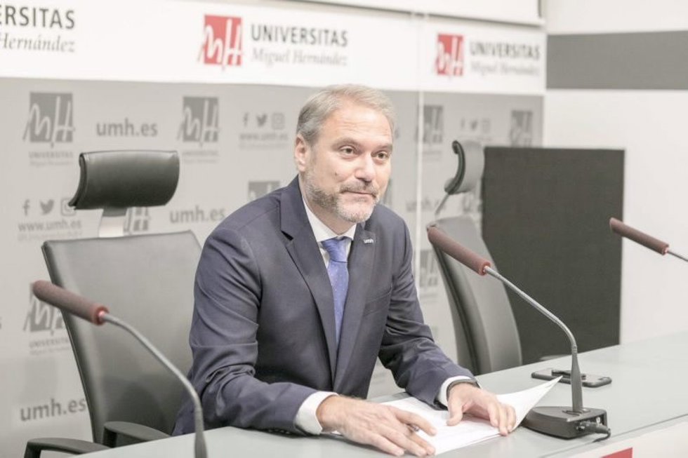 Imagen del rector de la Universidad Miguel Hernández (UMH) de Elche (Alicante), Juan José Ruiz
