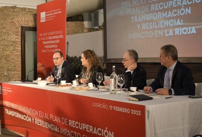 Jornada fondos europeos con el eurodiputado César Luena y la presidenta del Grupo Socialistas y Demócratas del Parlamento Europeo, Iratxe García, entre otras personalidades