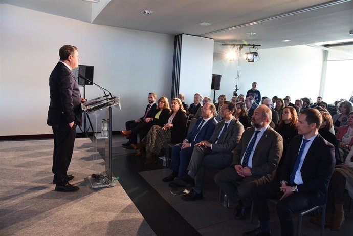 El presidente regional, Emiliano García-Page.