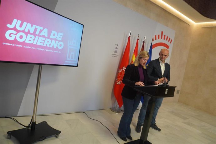 La portavoz del equipo de Gobierno del Ayuntamiento de Murcia, Paqui Pérez, en rueda de prensa