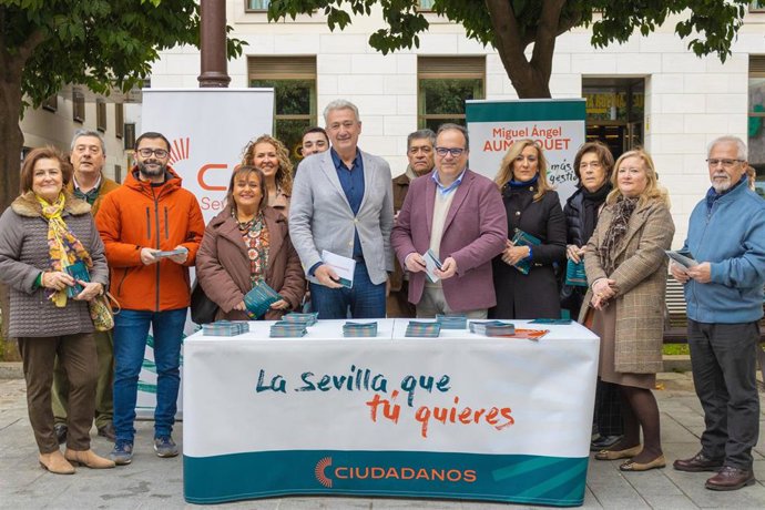 Ciudadanos (Cs)  Aumesquet (Cs) Reducirá Entre Un 10 Y Un 15% El Sueldo De Los Políticos Y Anuncia La Congelación De Tasas E Impuestos En El Próximo Mandato