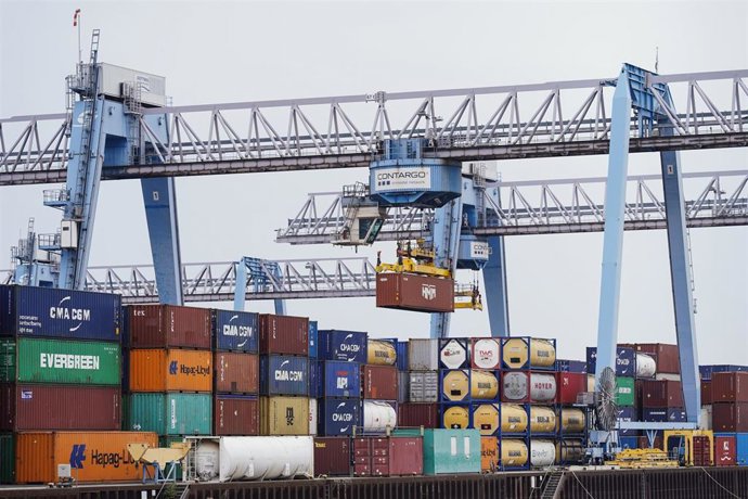 Archivo - Puerto de Contargo Rhein-Neckar.