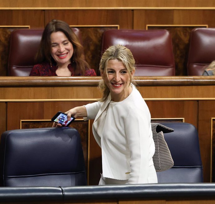 La vicepresidenta segunda y ministra de Trabajo y Economía Social, Yolanda Díaz, durante una sesión plenaria en el Congreso de los Diputados, a 16 de febrero de 2023, en Madrid (España). 