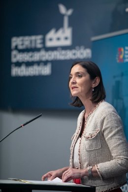 La ministra de Industria, Comercio y Turismo, Reyes Maroto,  durante la presentación en Gijón del PERTE de descarbonización industrial,  en el recinto ferial gijónes 'Luis Adaro