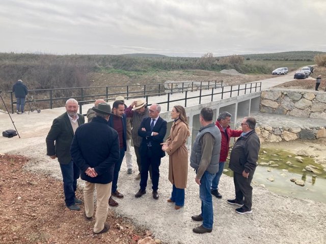 Puesta en servcio del vado inundable sobre Arroyo Salado