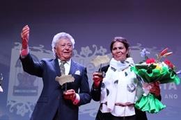 'Pansequito' Con Su Mujer Aurora Vargas, En Un Acto De Reconocimiento Del Ayuntamiento De Gines.