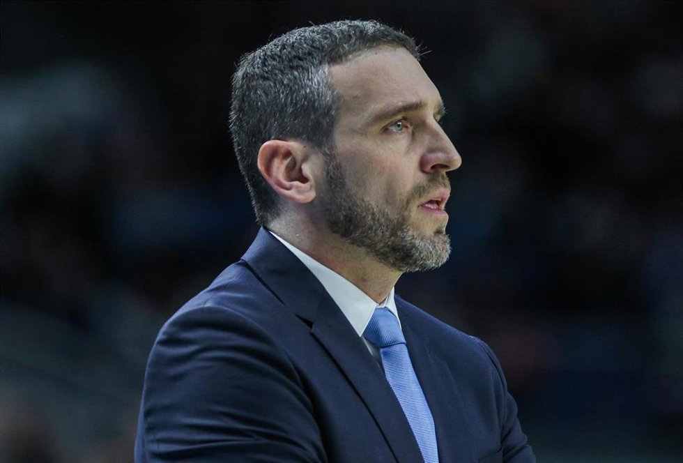 Archivo - El técnico Ibon Navarro, en su etapa en el Morabanc Andorra. 
